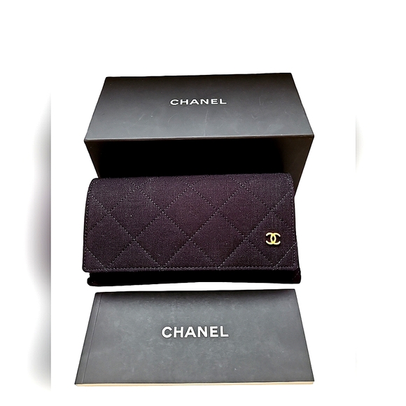 CHANEL Accessories - Brand New CHANEL Black Sunglasses Case/Mini Clutch